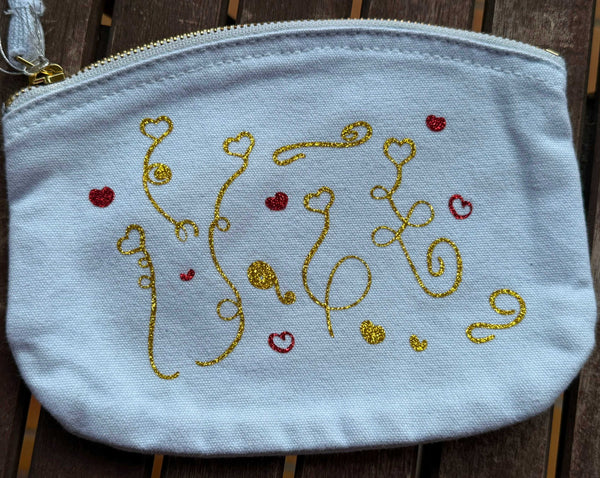 Trousse plate  "coeurs en ballon"